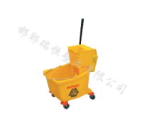 單桶榨水車